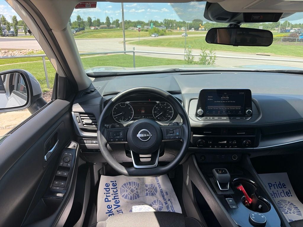 2024 Nissan Rogue SV