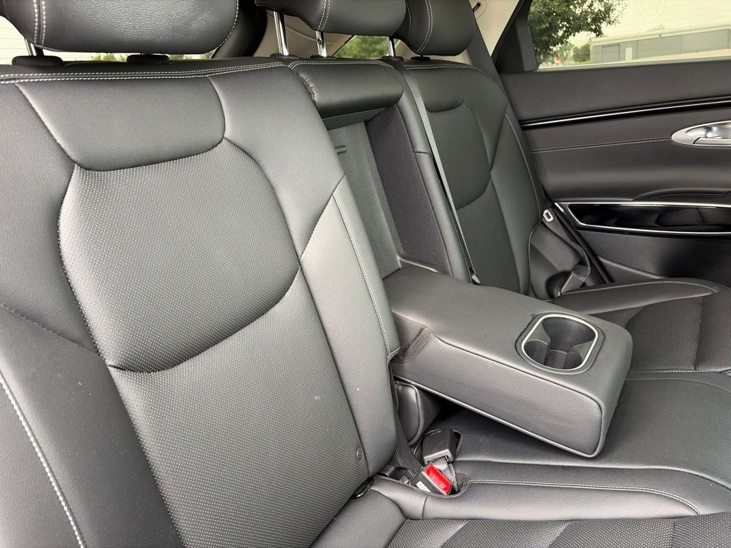 2025 Genesis GV70 2.5T