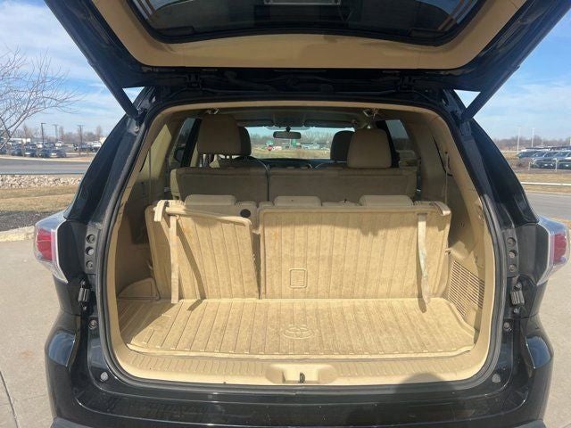 2014 Toyota Highlander LE Plus V6