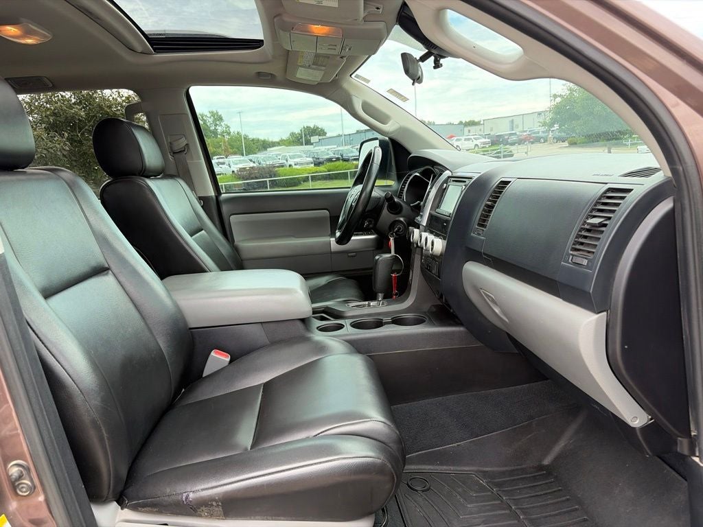 2019 Toyota Sequoia SR5 5.7L