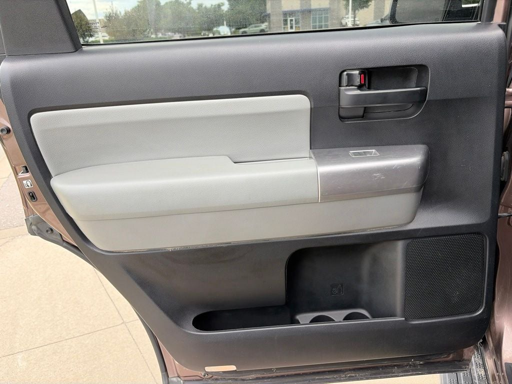2019 Toyota Sequoia SR5 5.7L