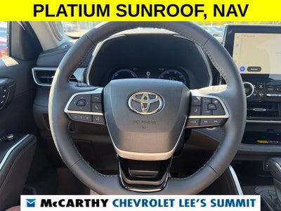 2026 Toyota Highlander Hybrid Platinum