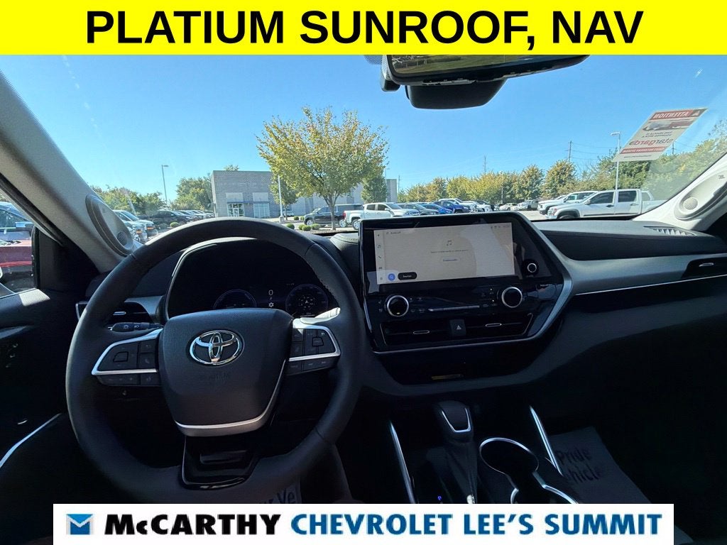 2026 Toyota Highlander Hybrid Platinum