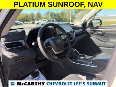 2026 Toyota Highlander Hybrid Platinum