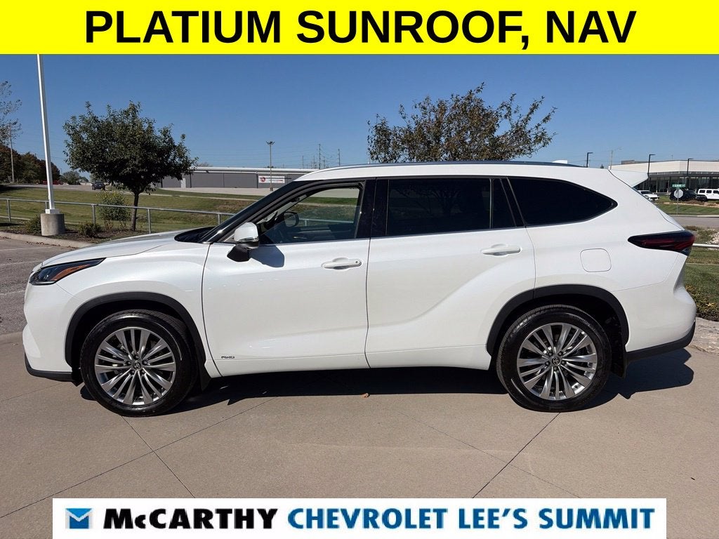 2026 Toyota Highlander Hybrid Platinum