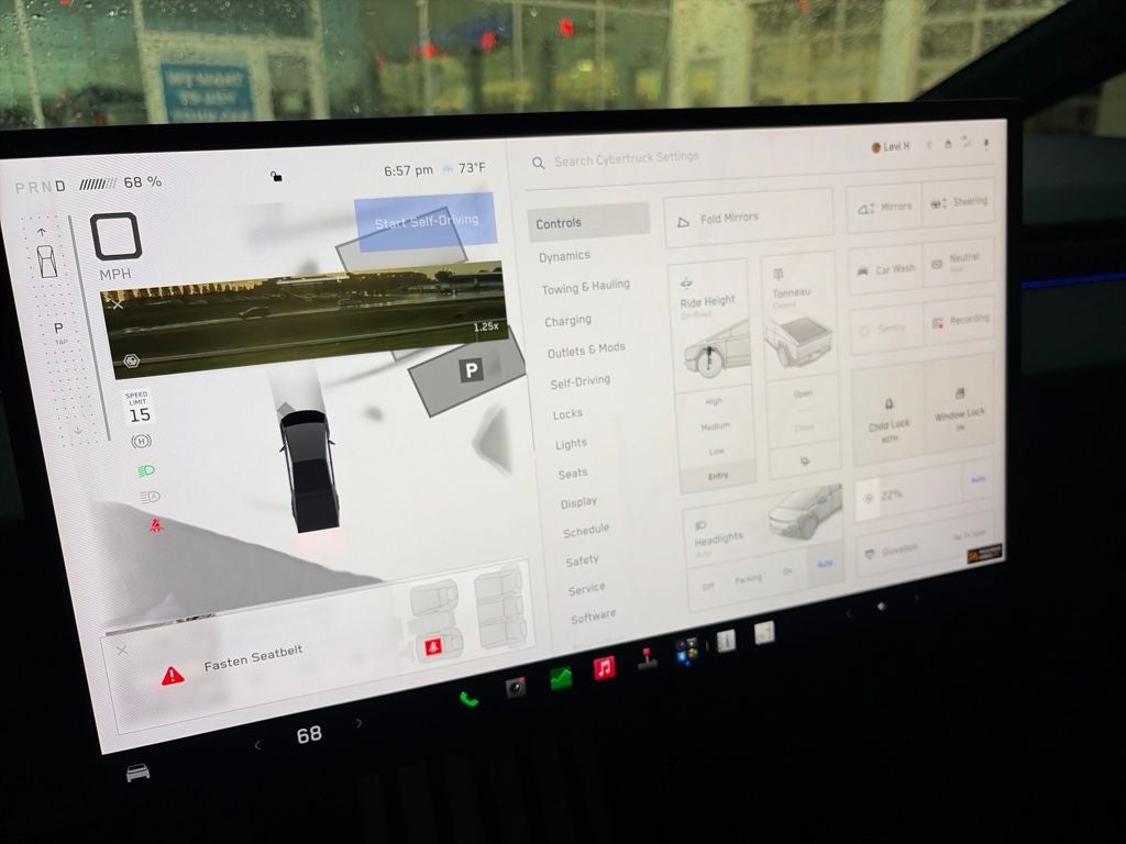 2024 Tesla Cybertruck Base