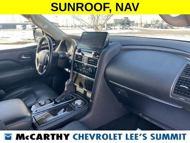 2024 INFINITI QX80 LUXE