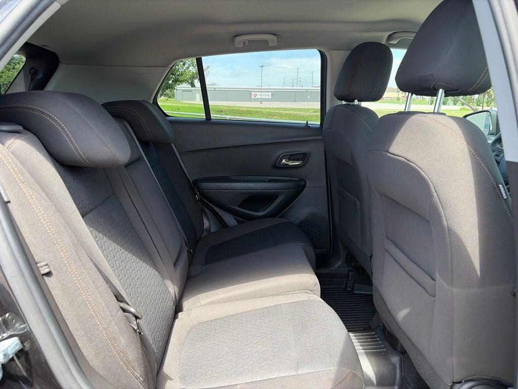 2022 Chevrolet Trax LS