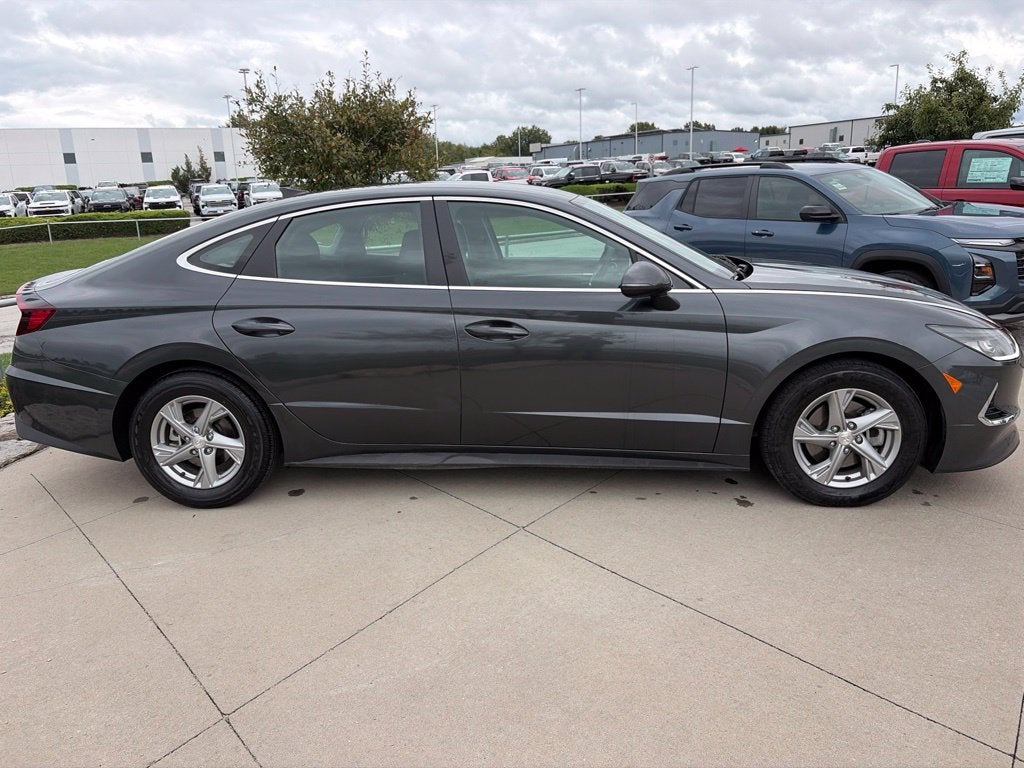 2023 Hyundai SONATA SE