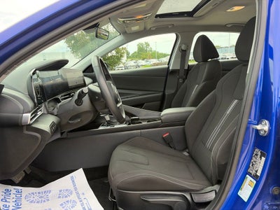 2024 Hyundai ELANTRA SEL