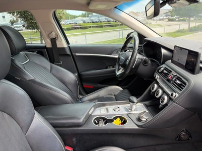 2022 Genesis G70 3.3T