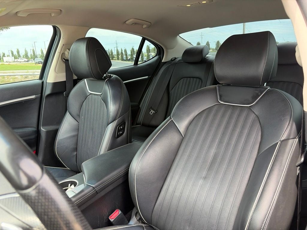 2022 Genesis G70 3.3T