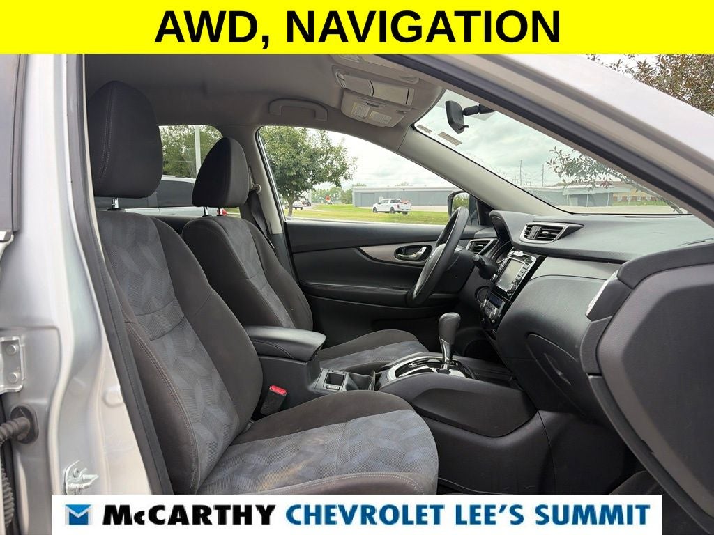 2016 Nissan Rogue SV