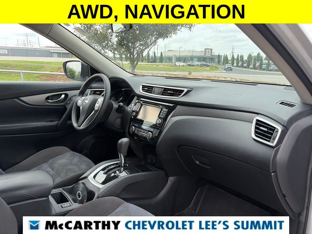 2016 Nissan Rogue SV