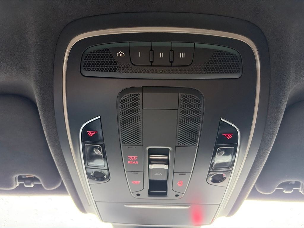 2014 Audi S8 4.0T quattro