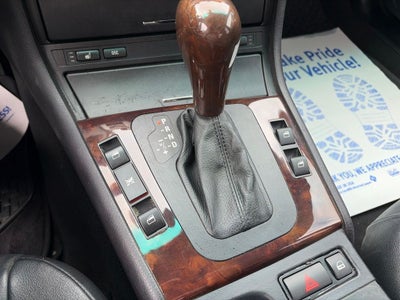 2004 BMW 3 Series 325i