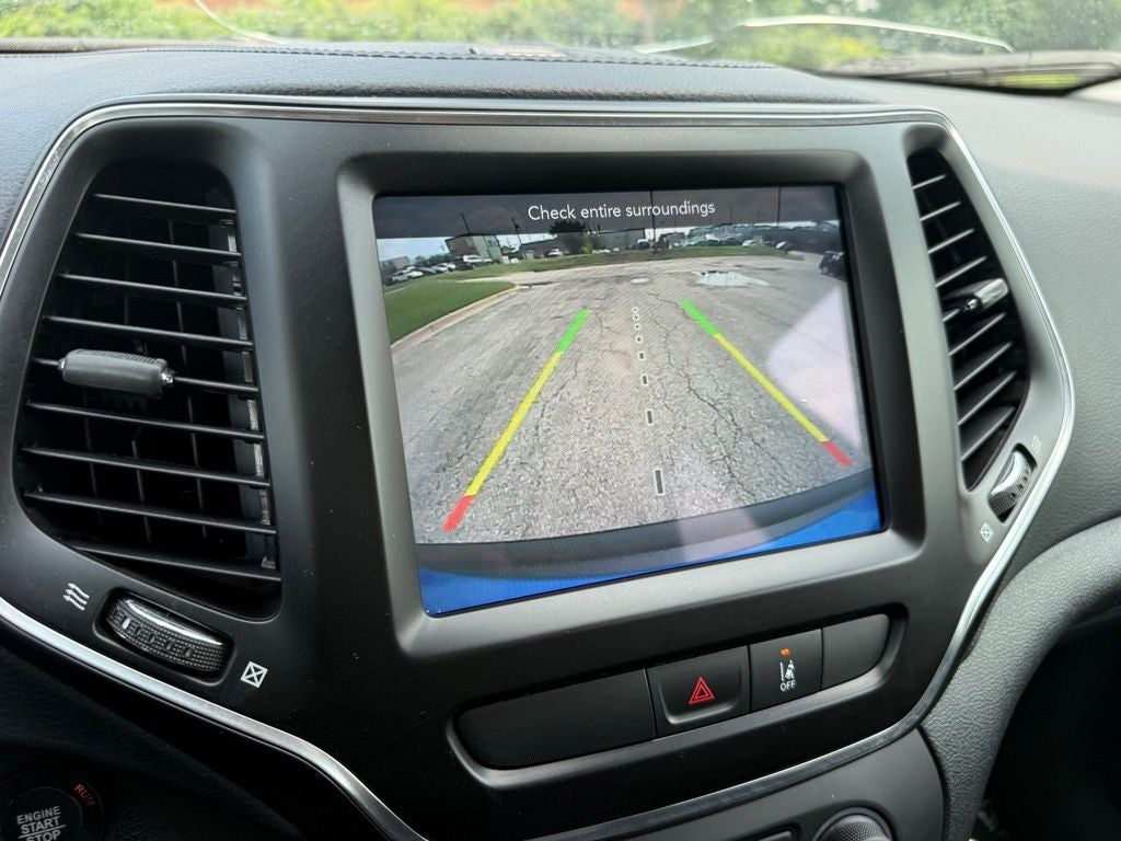2022 Jeep Cherokee Latitude Lux