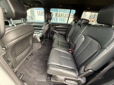 2023 Jeep Wagoneer Series III