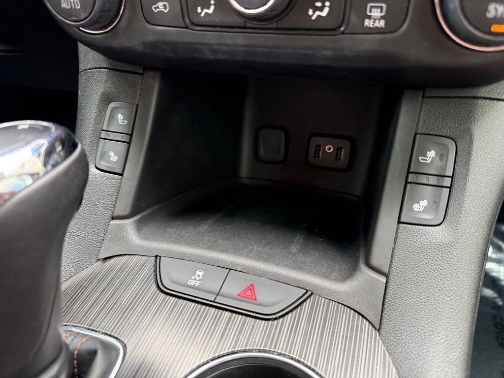 2017 GMC Acadia SLT-1