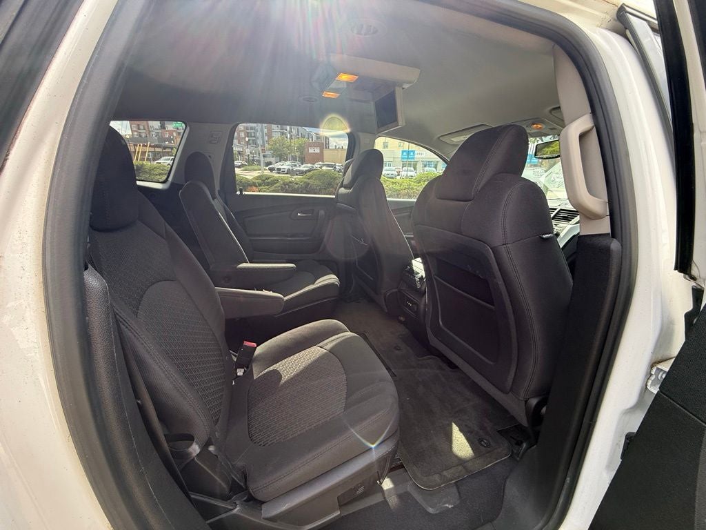 2010 Chevrolet Traverse LT 1LT