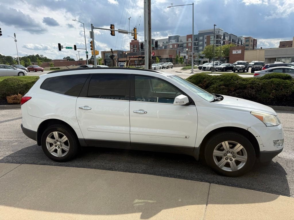 2010 Chevrolet Traverse LT 1LT