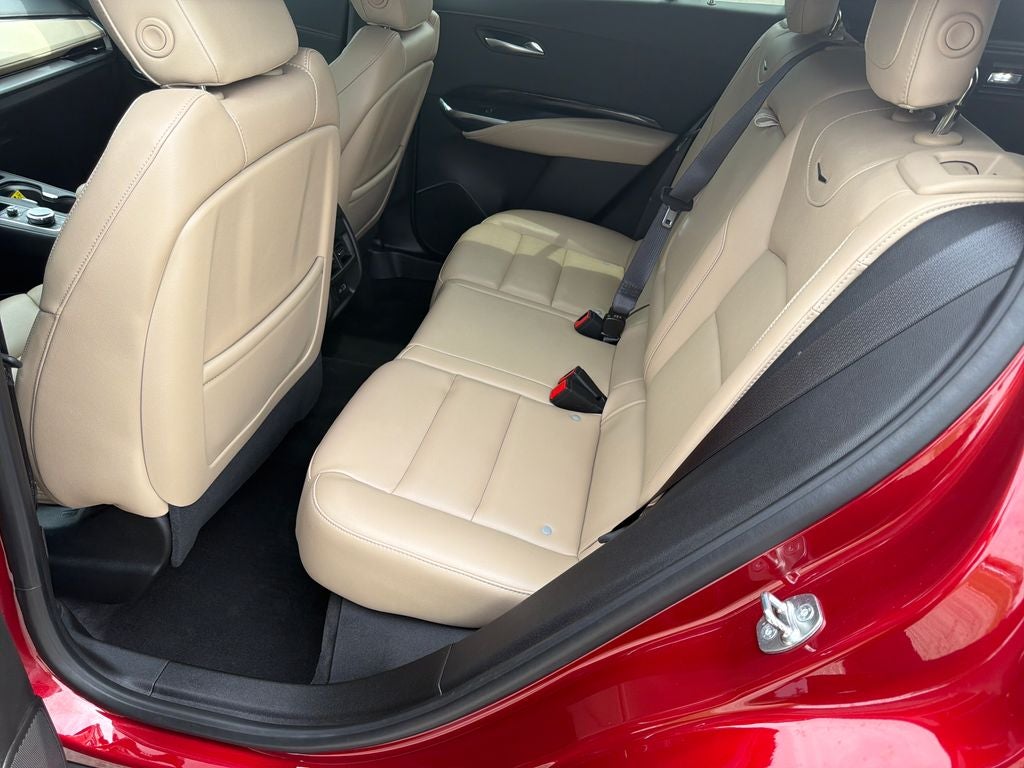 2024 Cadillac XT4 Luxury