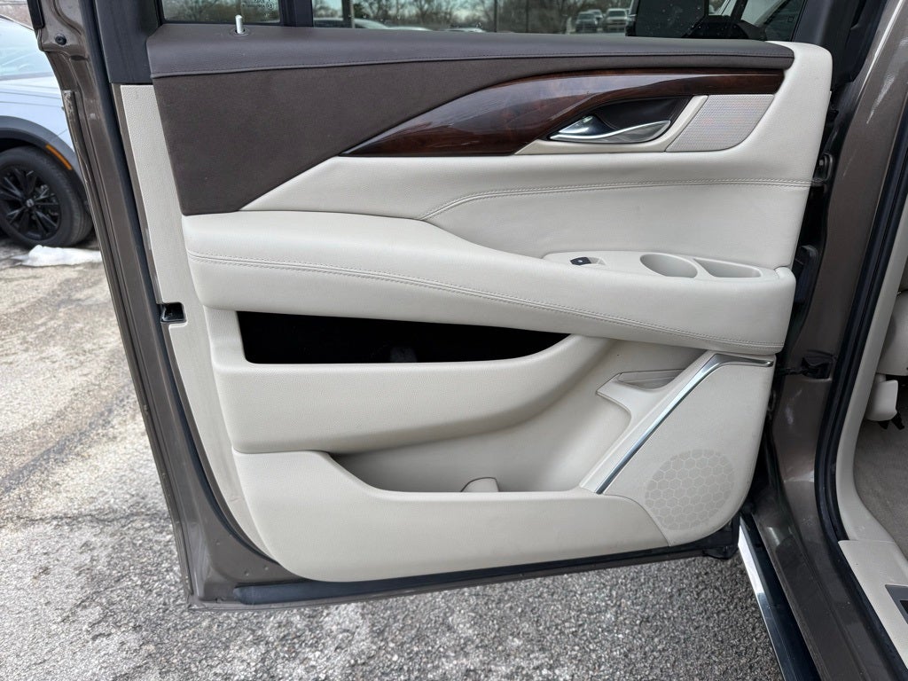 2016 Cadillac Escalade ESV Premium