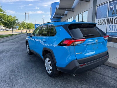 2020 Toyota RAV4 LE
