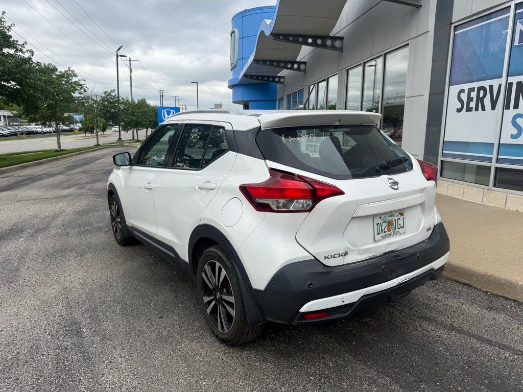 2020 Nissan Kicks SR