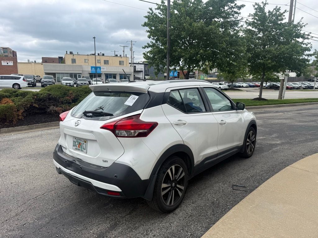 2020 Nissan Kicks SR