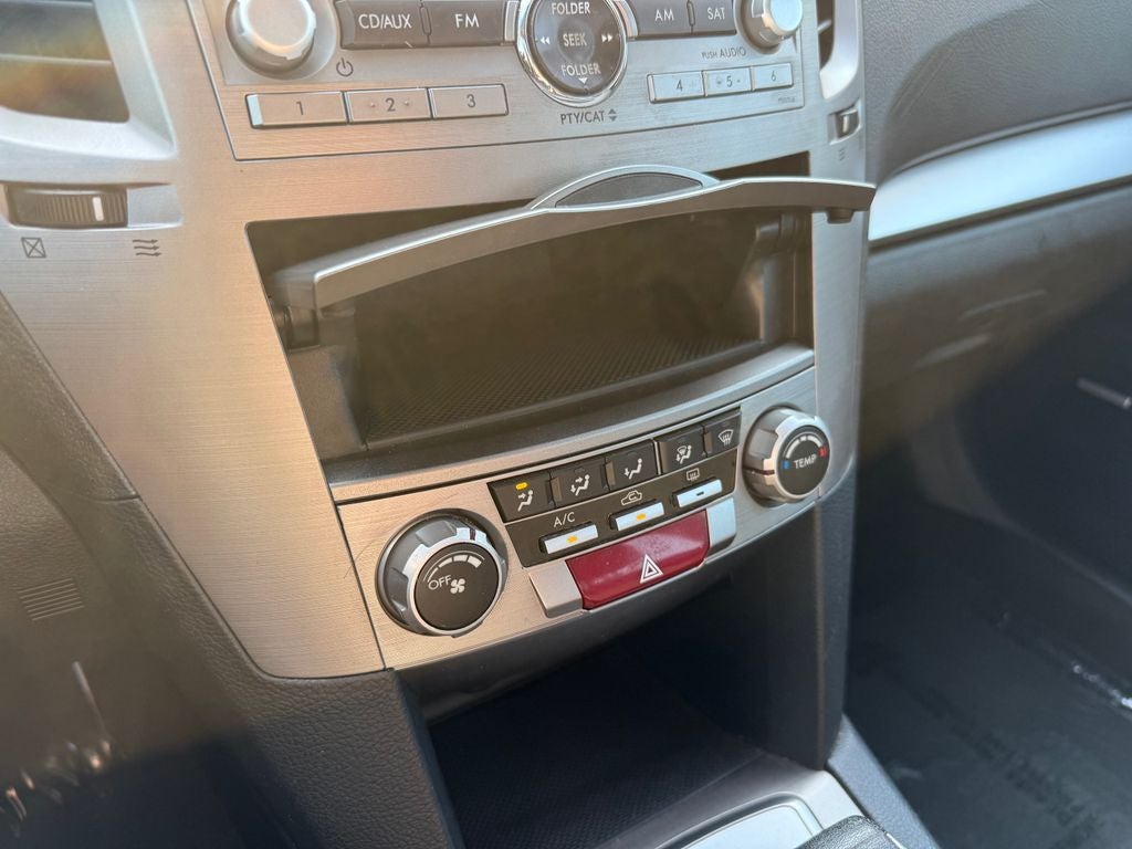 2011 Subaru Legacy 2.5i Premium