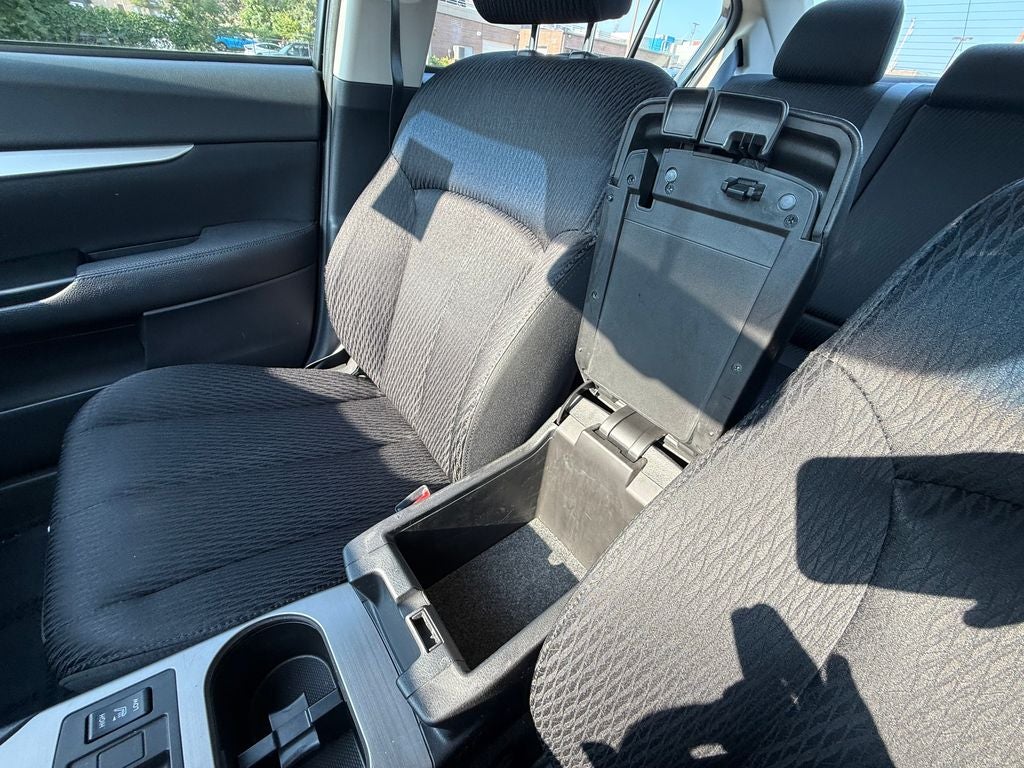 2011 Subaru Legacy 2.5i Premium