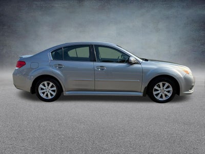 2011 Subaru Legacy 2.5i Premium