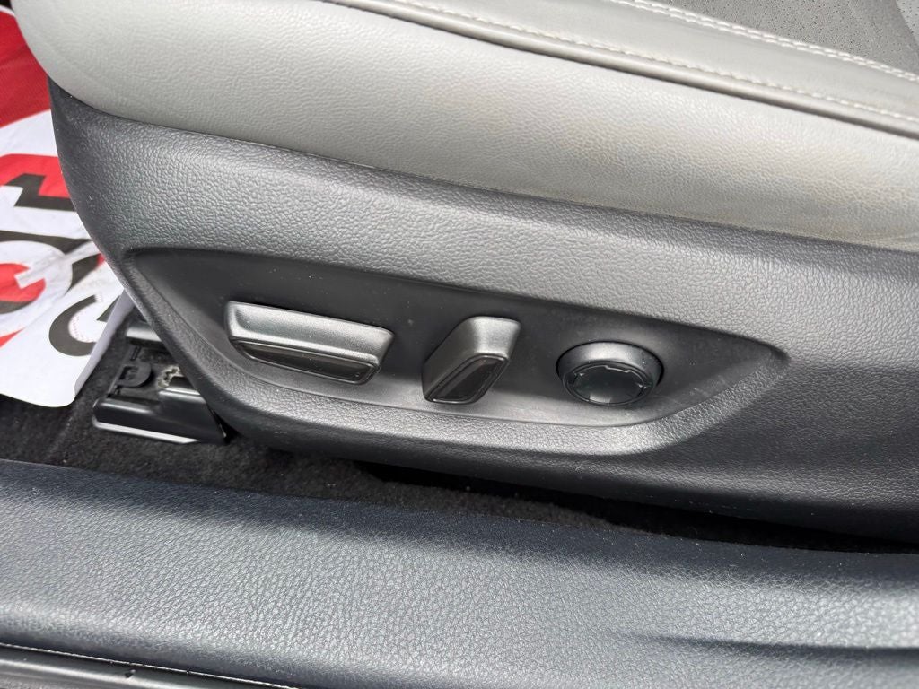 2022 Toyota Avalon Limited