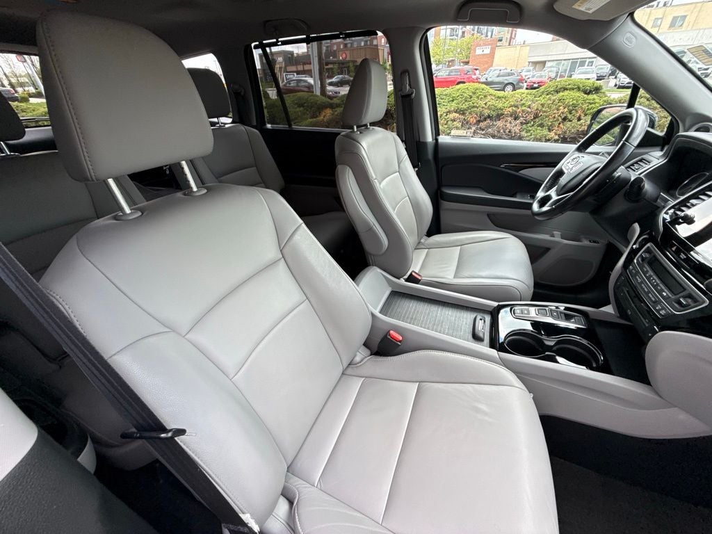2019 Honda Pilot Touring 7 Passenger