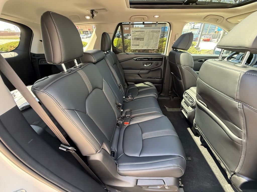2025 Honda Pilot Touring