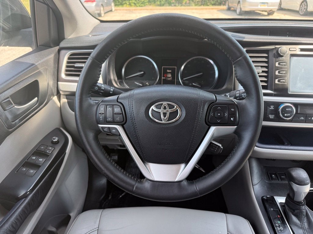2015 Toyota Highlander XLE V6
