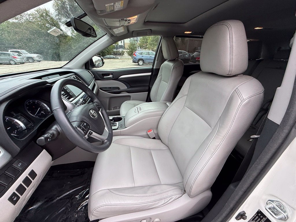 2016 Toyota Highlander XLE V6