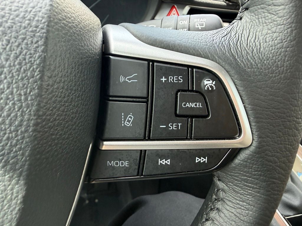 2024 Toyota Sienna XLE 7 Passenger