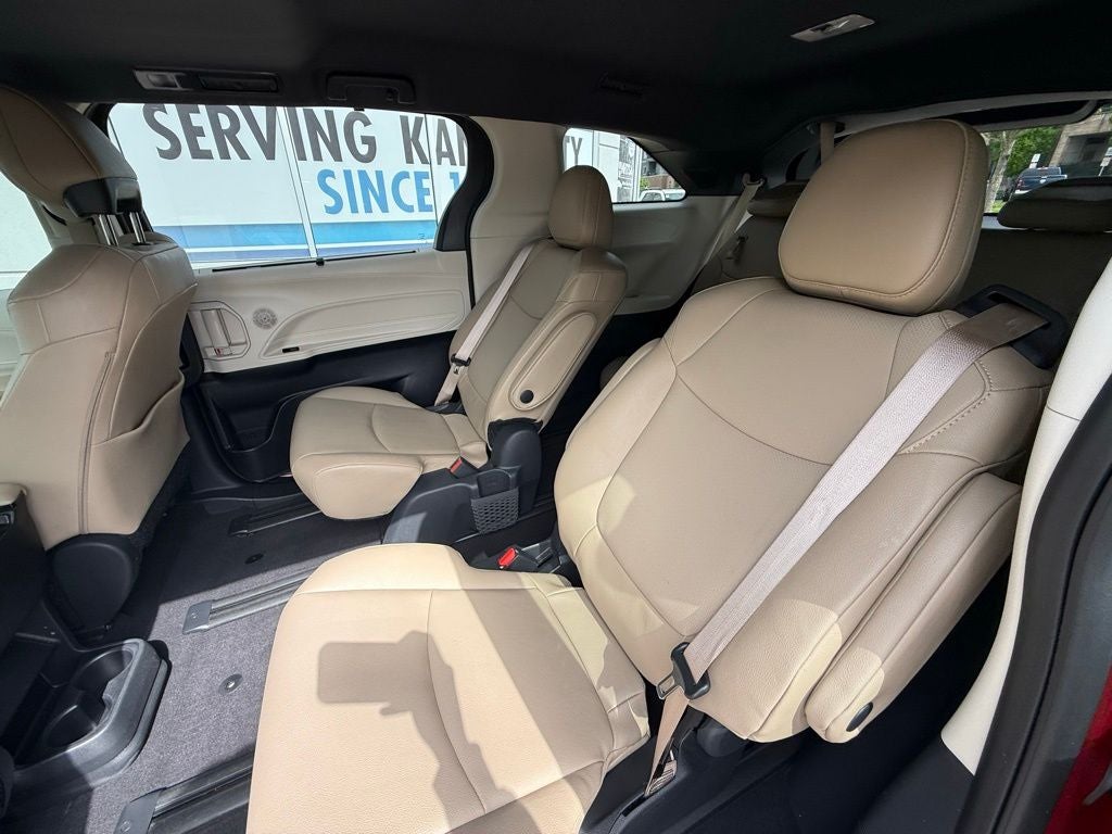 2024 Toyota Sienna XLE 7 Passenger