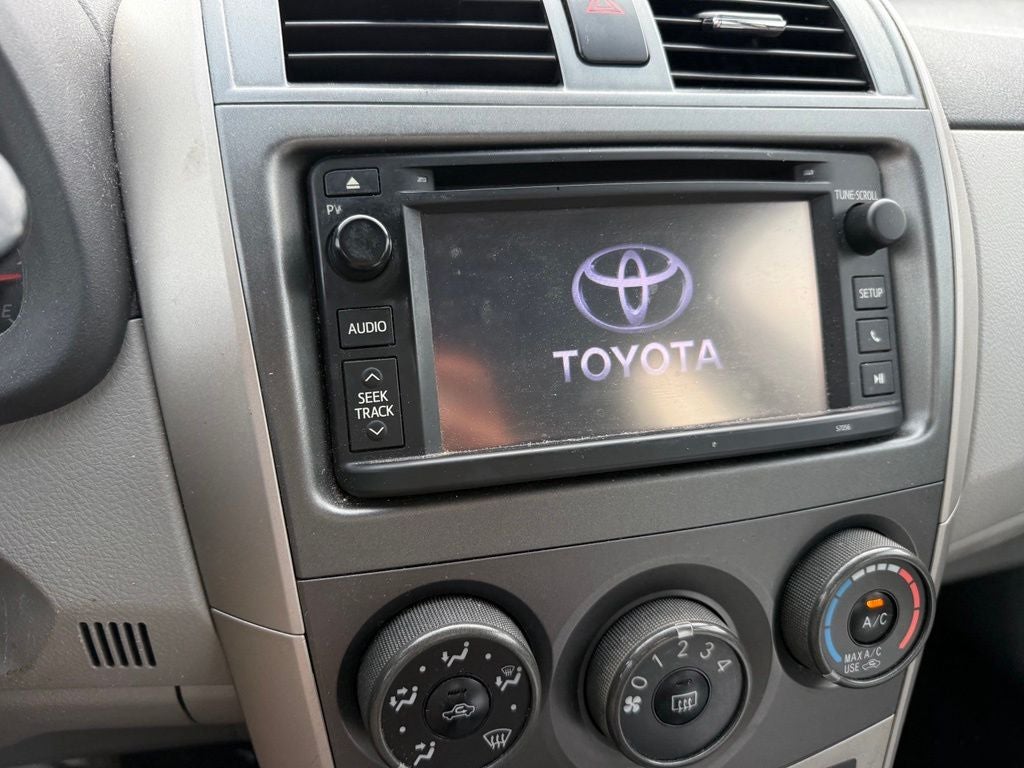 2013 Toyota Corolla LE