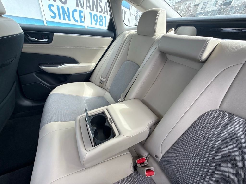 2021 Honda Clarity Plug-In Hybrid Base