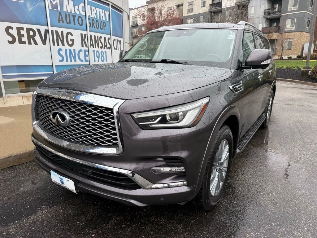 2024 INFINITI QX80 LUXE
