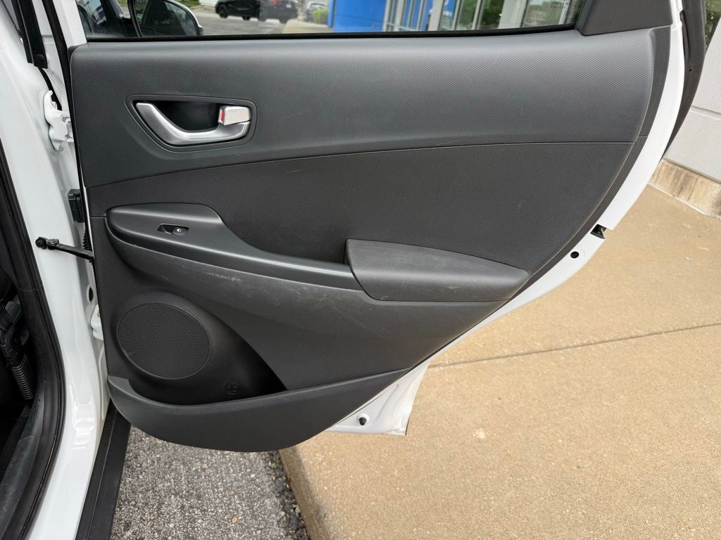 2022 Hyundai KONA SEL