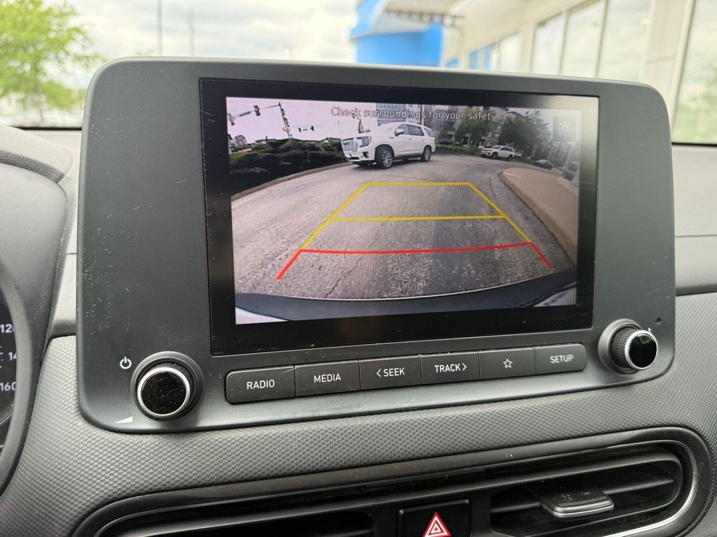 2022 Hyundai KONA SEL