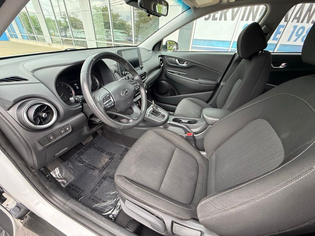 2022 Hyundai KONA SEL