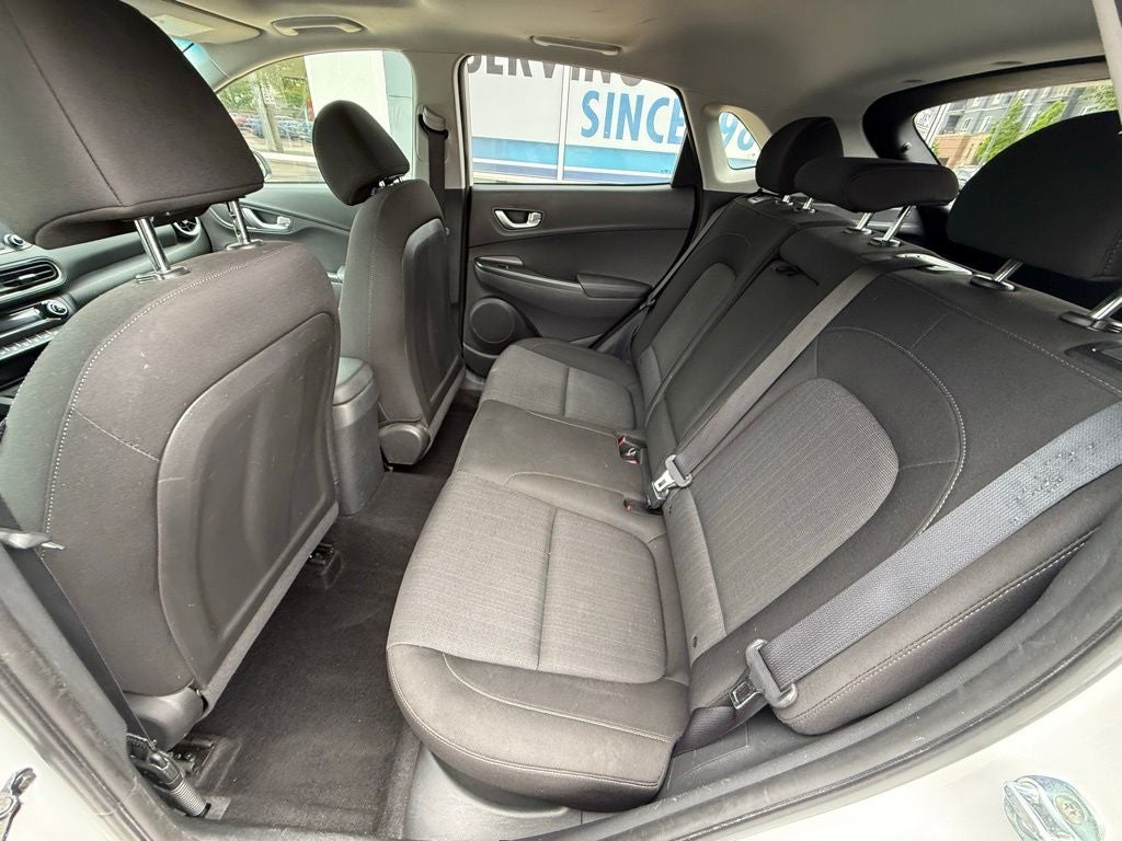 2022 Hyundai KONA SEL