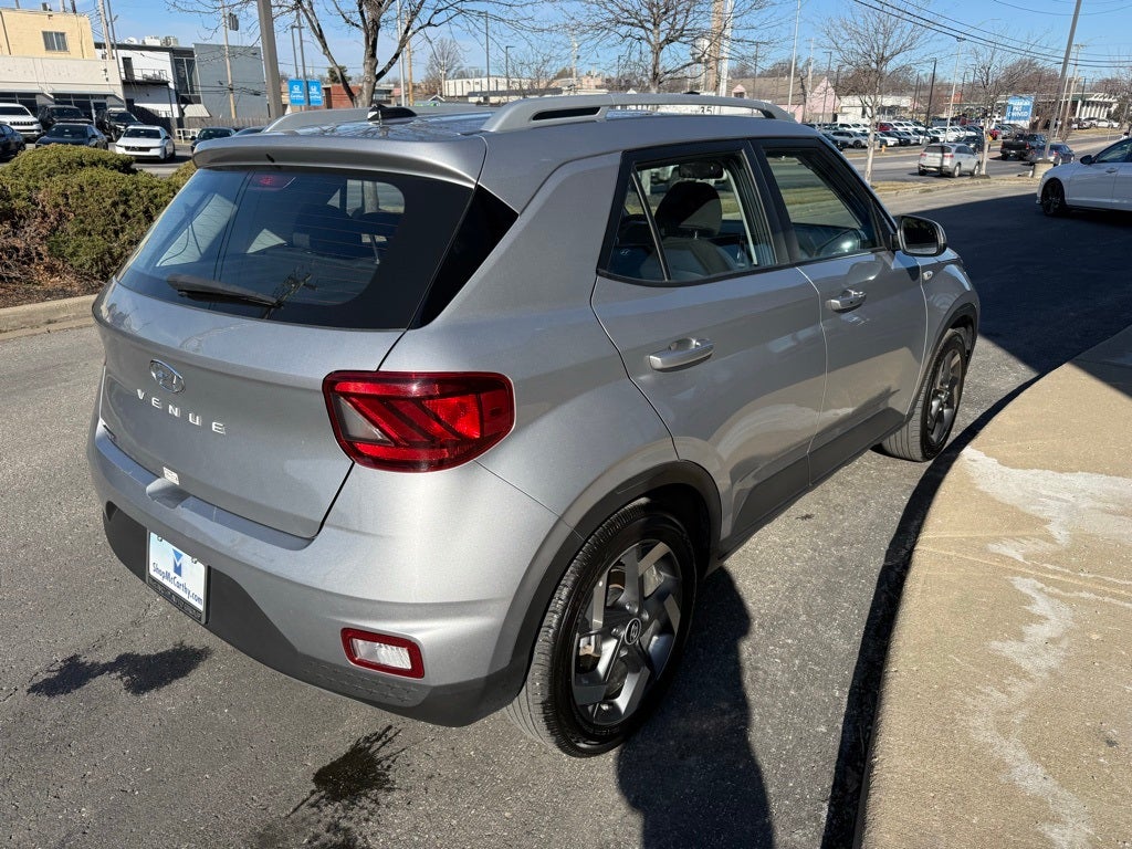 2025 Hyundai VENUE SEL