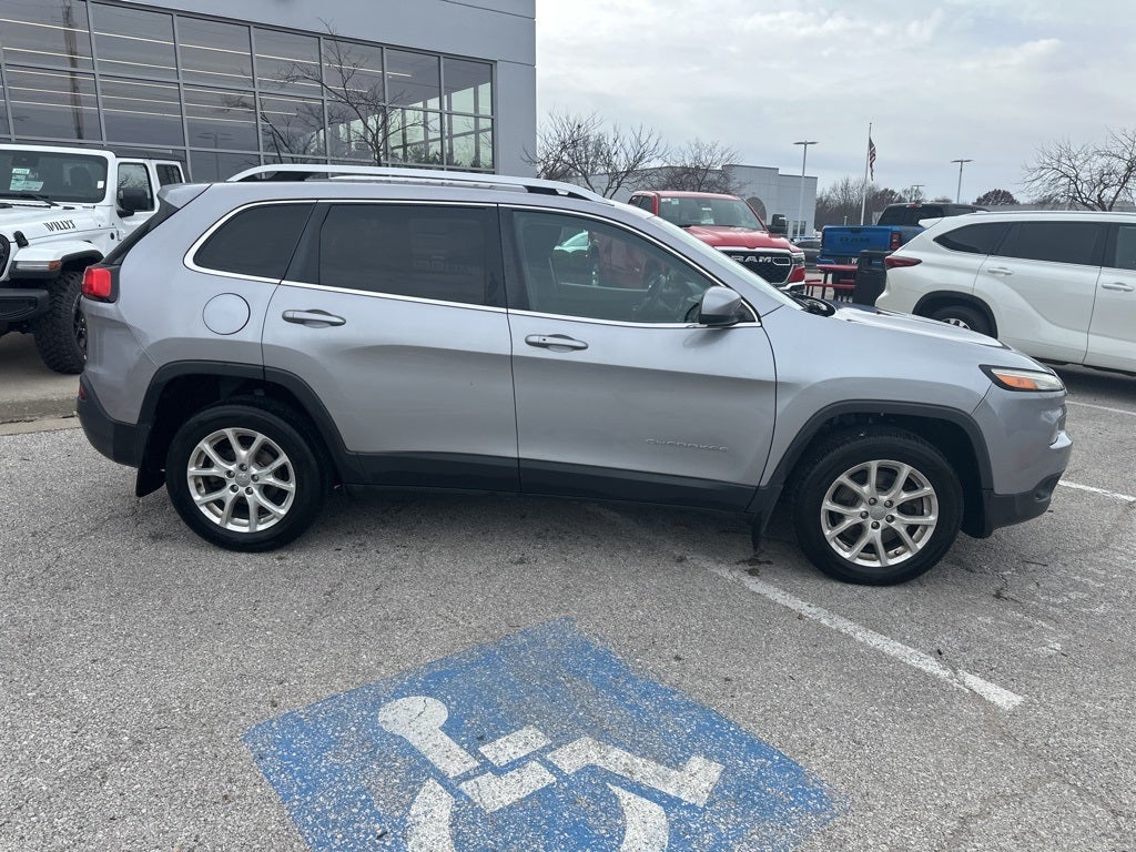 2017 Jeep Cherokee Latitude