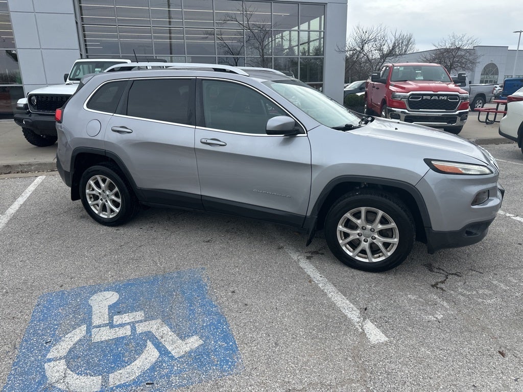 2017 Jeep Cherokee Latitude